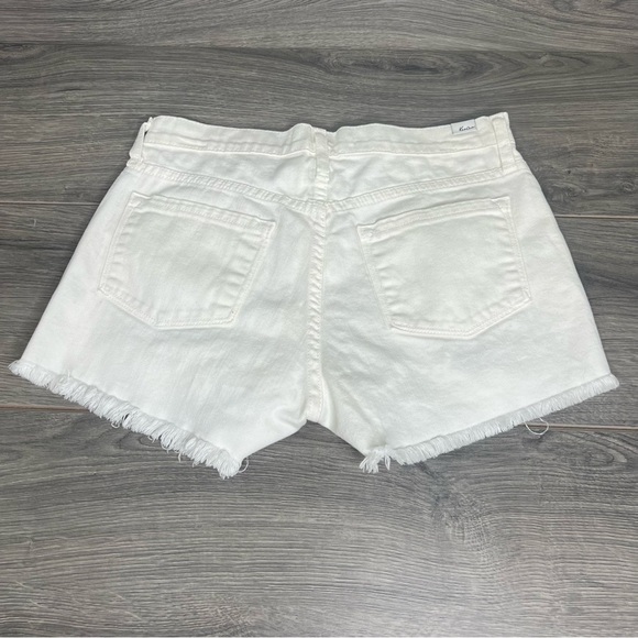 KanCan White Cut Off Shorts Womens size 25 - Picture 3 of 9
